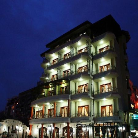 Dinasty Hotel Tirana Extérieur photo