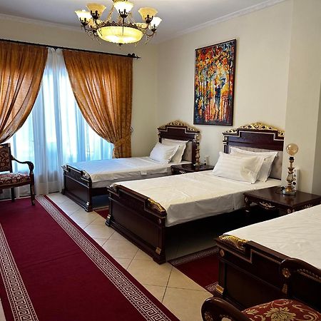 Dinasty Hotel Tirana Extérieur photo