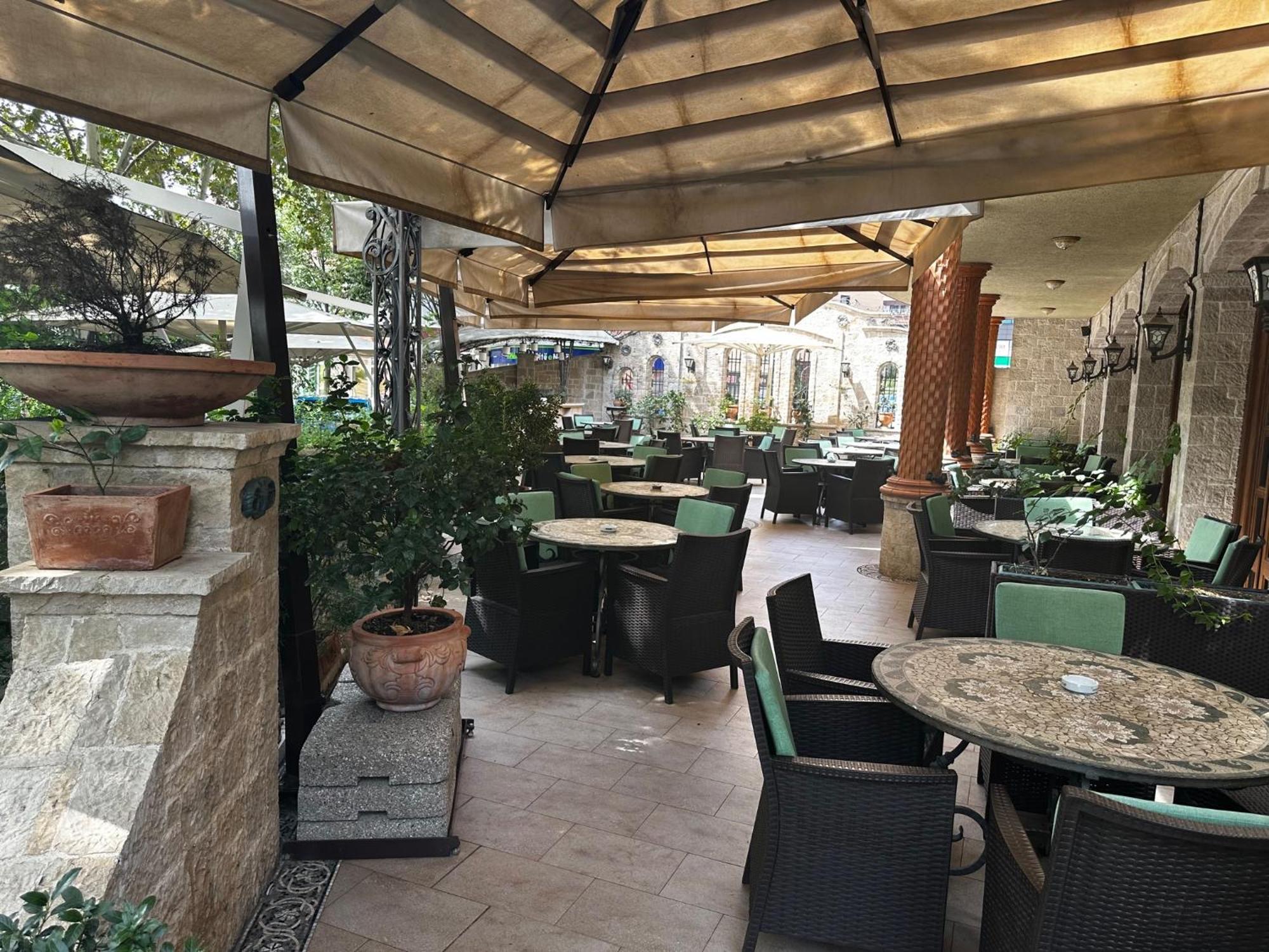Dinasty Hotel Tirana Extérieur photo