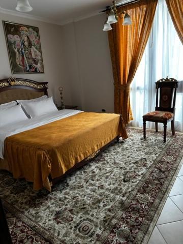 Dinasty Hotel Tirana Extérieur photo